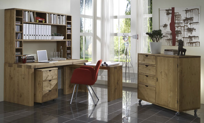 Massivholzmöbel fürs Home Office - Büromöbel aus Kiefer